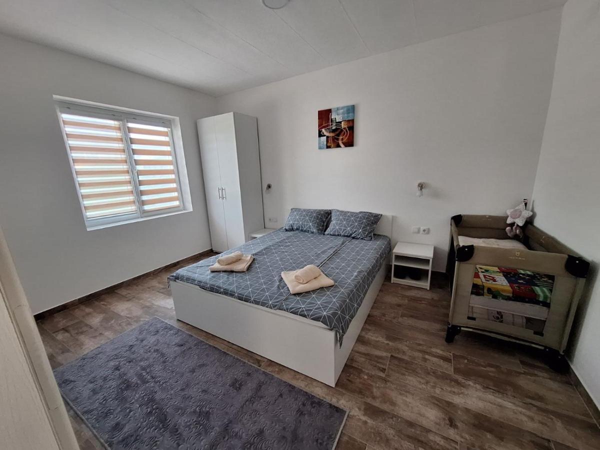 Apartmani Koki Кладово Экстерьер фото